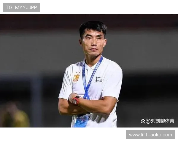 中国足球球星的崛起与挑战：从郑智到武磊的成长历程与未来展望